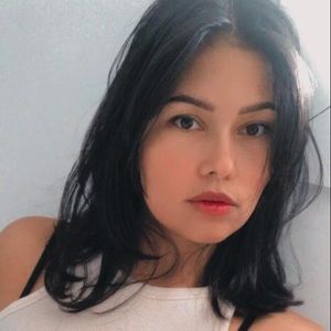 Meet your Posher, Lorena